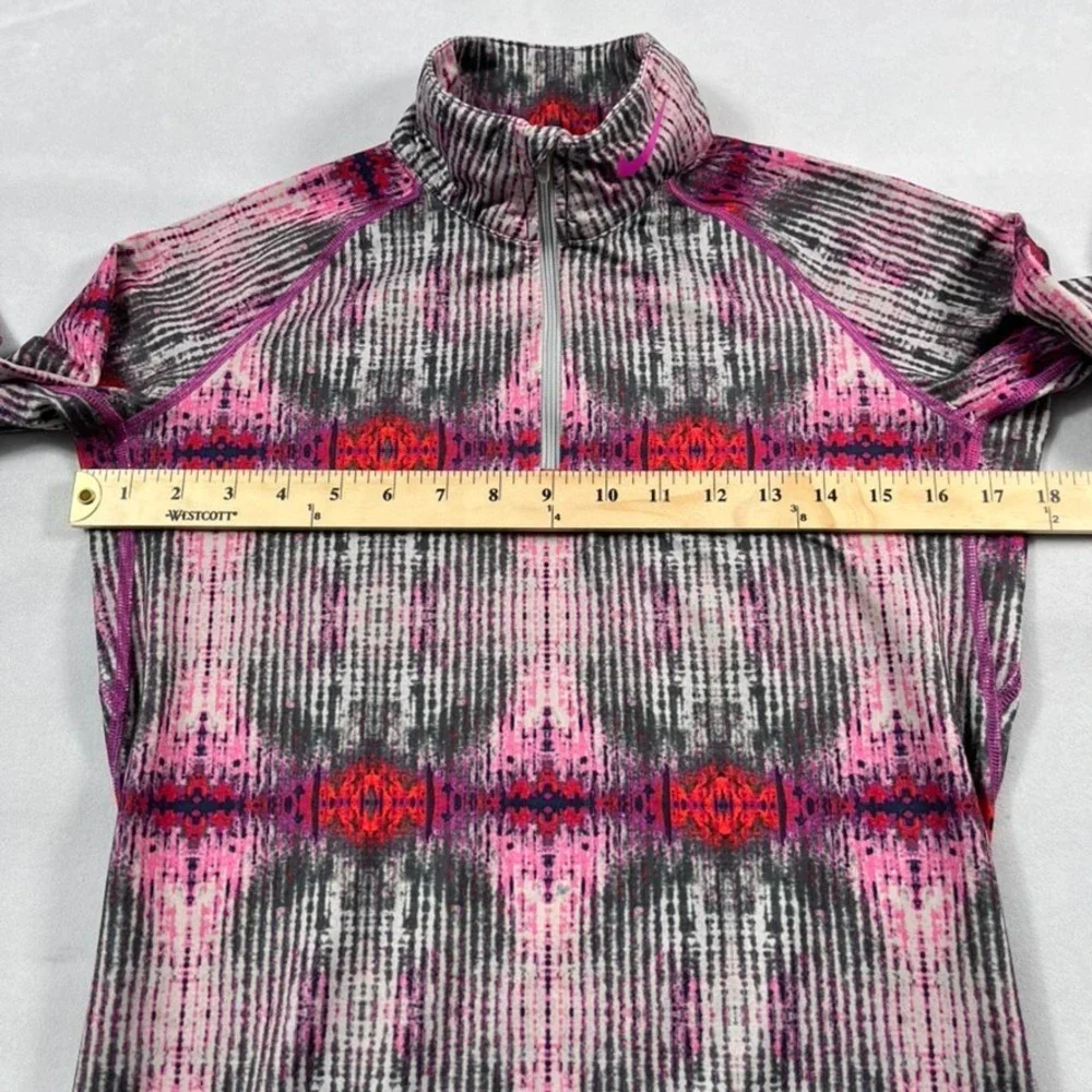 Nike Pro Combat 1/4 Zip Women Medium‎ Fitted Pullover Pink Dri Fit Artsy Print
